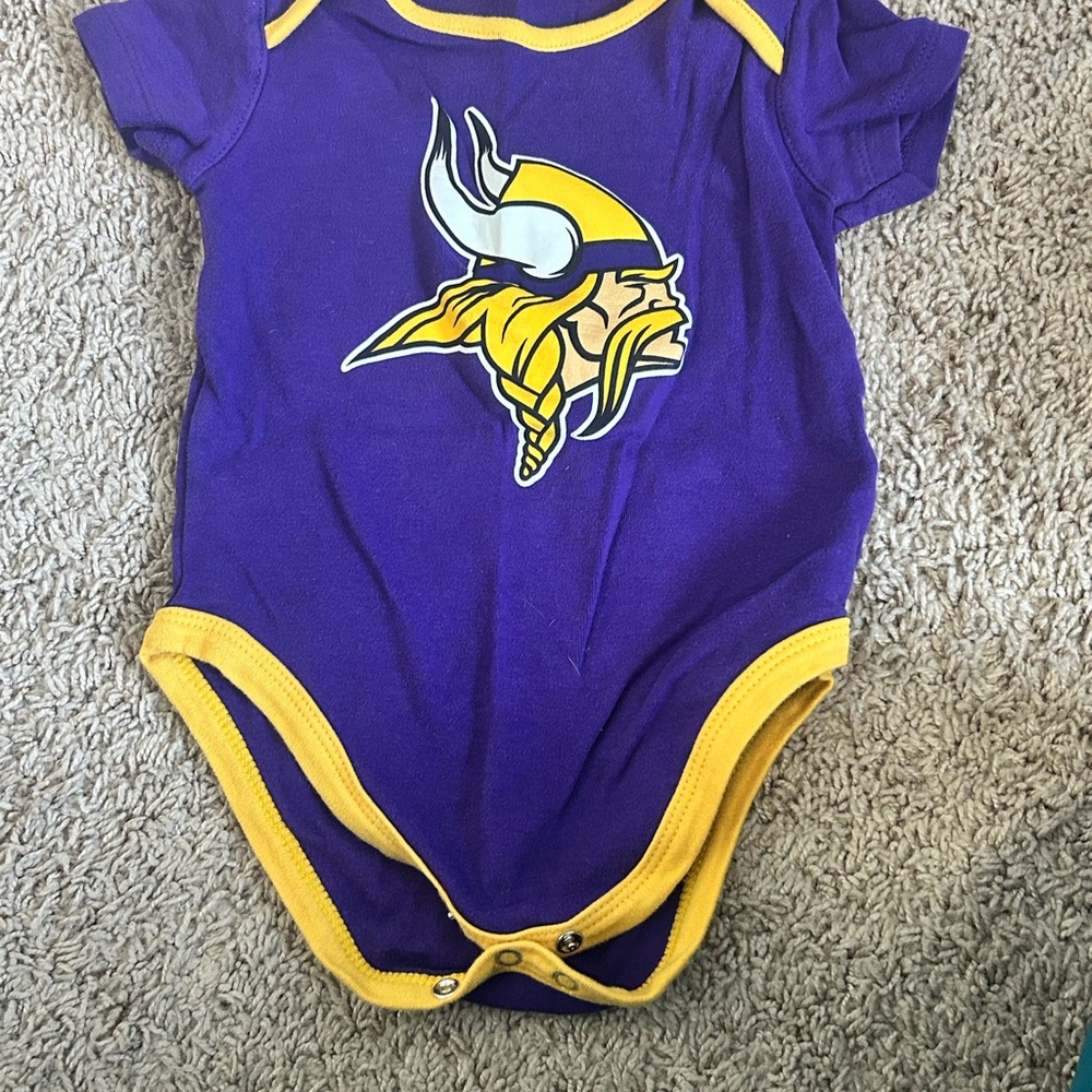 NFL Purple and Gold Kids Bodysuit - Vikings